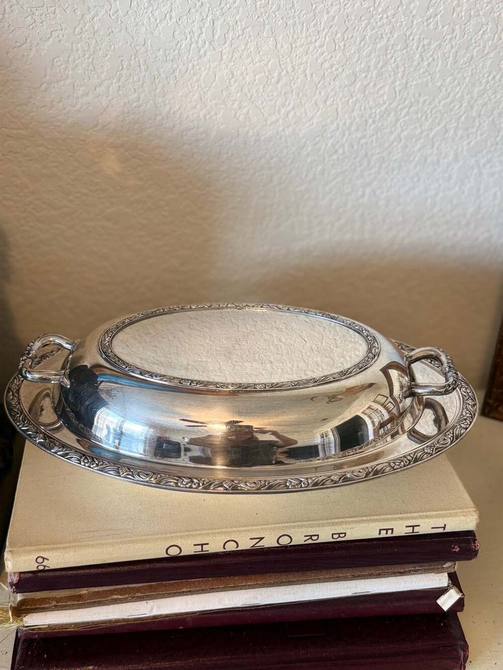 Vintage 1980s Oneida Ltd Maybrook Silverplate Covered Vegetable Serving Dish 12"